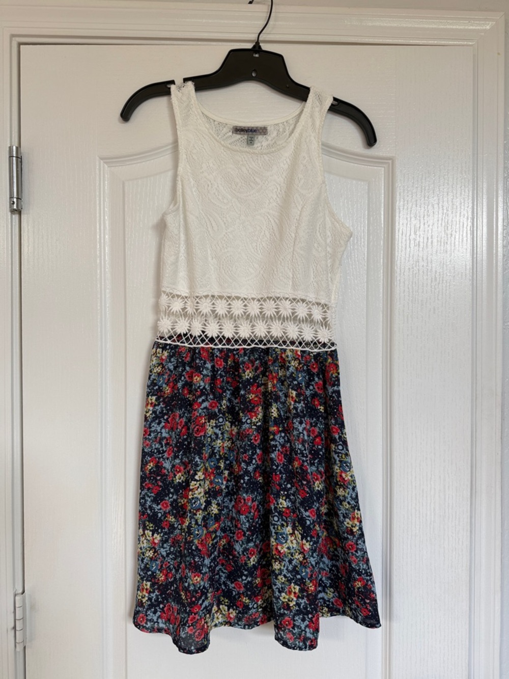 bailey blue White Lace Knit Top